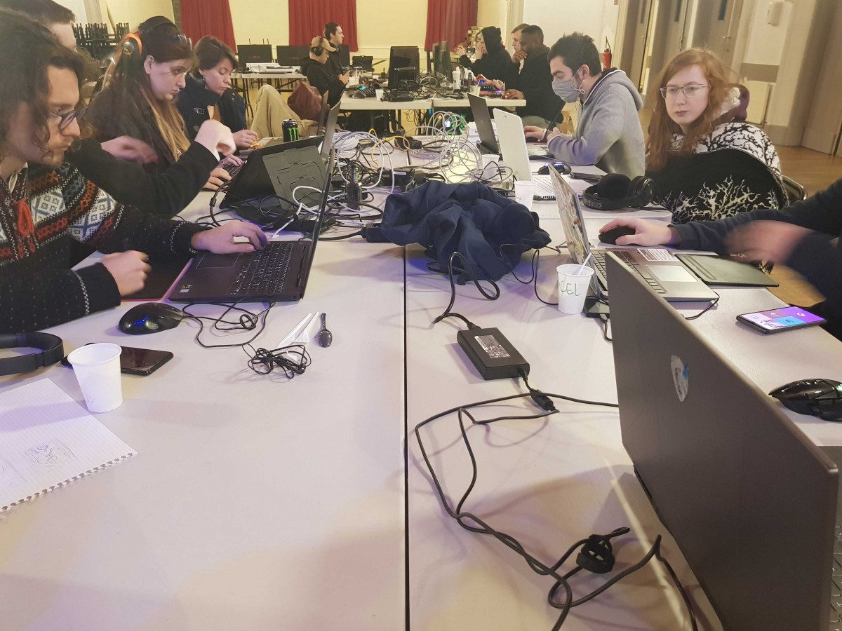 Hackathon IntereFX 2022